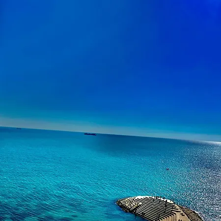דירה Coastal Haven *