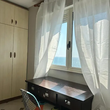 דירה Coastal Haven *
